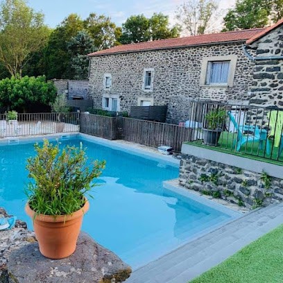 Les Gites de Sylilanse | Location de gîtes et hébergement insolite avec Piscine & Spa, Gîte à Saint-Pons