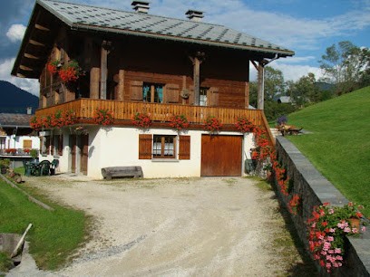 Chalet Les Rodhos, Gîte à Flumet