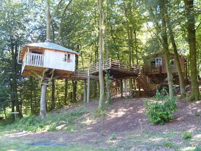 Cabane Perchée Dans Les Arbres, Hébergement Insolite Haute-Vienne Limousin Proche Limoges, Gîte à Saint-Sylvestre