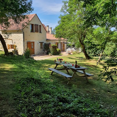 Chambre D’hôte Et Gite *** En Plein Cœur Du Lot Et Proche De La Dordogne | Flanerie Au Maine, Gîte à Salviac