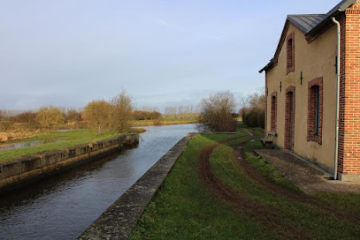Eneroc: Gîte Dans La Manche, Proche Plages Du Débarquement, Gîte De Groupe Dans Les Marais Du Cotentin, En Normandie Gîte à Carentan les Marais