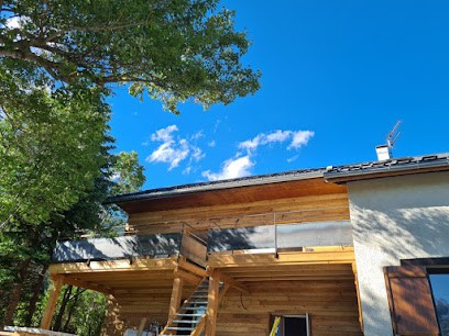 Domaine Des Amphores - Gîtes De L'Ubaye, Gîte à Faucon-de-Barcelonnette