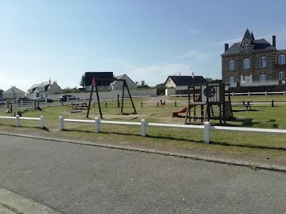 Gîte de l’île de terre : Location maison de vacances 6 pers avec spa proche plages du débarquement La Manche Basse-Normandie, Gîte à Quinéville