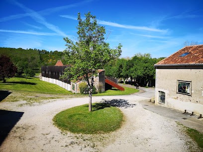 Gîte Fontaine Saint-Pierre, Gîte à Eymouthiers