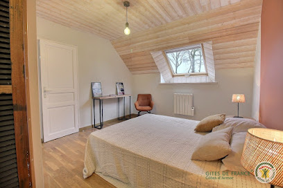 La Maison Des Charretiers - Gîtes De France, Gîte à Cohiniac