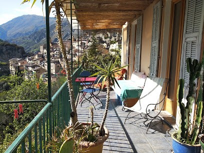 Au temps qu'on sème, Gîte à Saorge