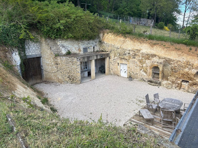 Gîte Les Huttières À Cravant Les Coteaux Gîte à Cravant-les-Côteaux