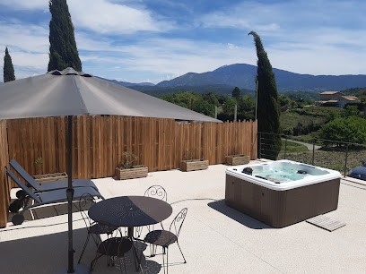 Gîte Le Colombier, Gîte à Crestet