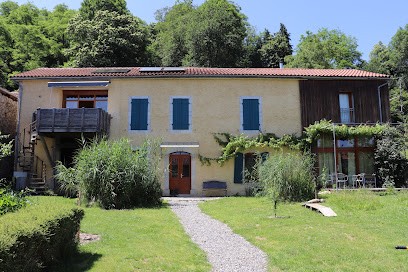 Nestudio : Meublé Pour 2 / 3 Personnes, Gîte à Saint-Laurent-de-Neste