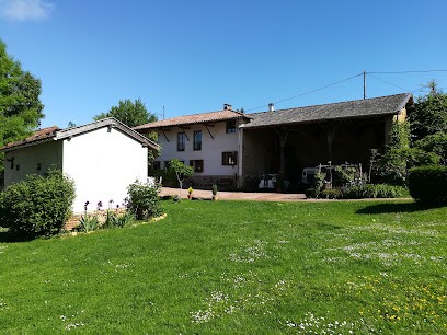AIN DEPENDANCES, Gîte à Saint-Étienne-sur-Chalaronne