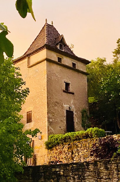 Le Pigeonnier De L'Igue, Gîte à Crégols