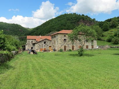 Domaine du Pradel, Gîte à Saint-Julien-des-Chazes