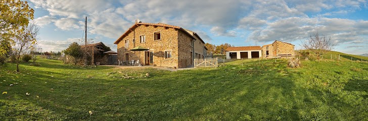 Maison Alto, Gîte à Saint-Symphorien-de-Lay