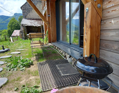 Studio Piscine Plume - Chambon-Sur-Lac Gîte à Chambon-sur-Lac
