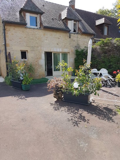 Gite les Lys, Gîte à Salignac-Eyvigues