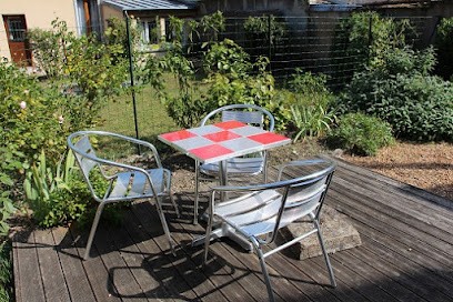 AU JARDIN, Gîte à Chartres