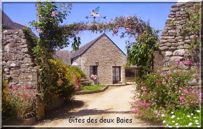 Locations Gîtes Des Deux Baies, Gîte à Confort-Meilars
