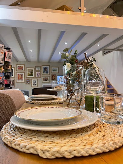 Gîte - Au Café De Jeanne Et Chez Gaston, Gîte à Entrelacs