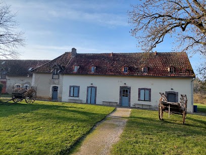 Ferme de Monfort, Gîte à Montigny-la-Resle