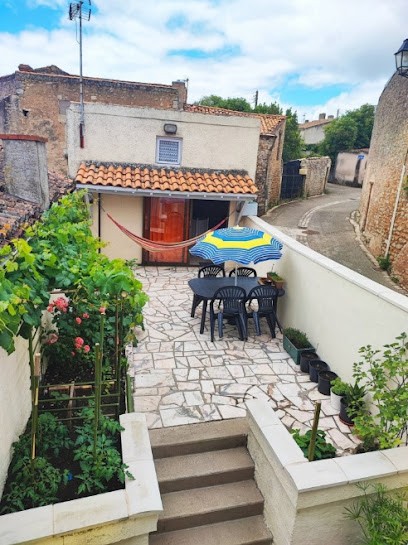 Les Gîtes Croisé : Location Gites à La Campagne Proche Futuroscope Et Châteaux De La Loire, Deux-Sèvres, Nouvelle-Aquitaine, Gîte à Glénay