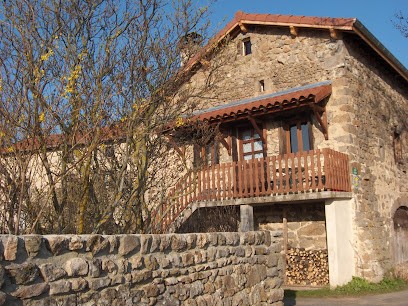 Gite Le Fenil, Gîte à Lérigneux