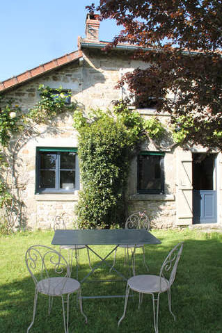 Gîte La Petite Maison, Gîte à Faux-Mazuras