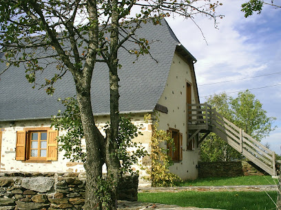Mon Gîte Cantal, Gîte à Junhac