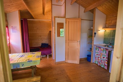 Domaine du Pont de la Dordogne, Gîte à Saint-Sauves-d'Auvergne