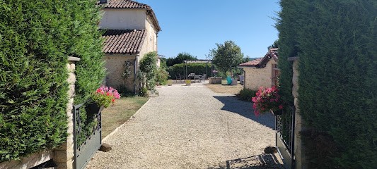 Le Clos De La Farinarde, Gîte à Marthon