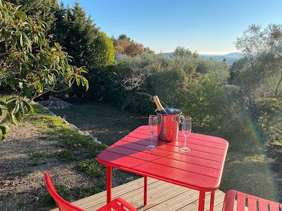 Lodges De L'Oliveraie De Virevent, Gîte à Grasse