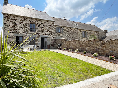 La Maison De Léon Gîte à Saint-Georges-de-Gréhaigne