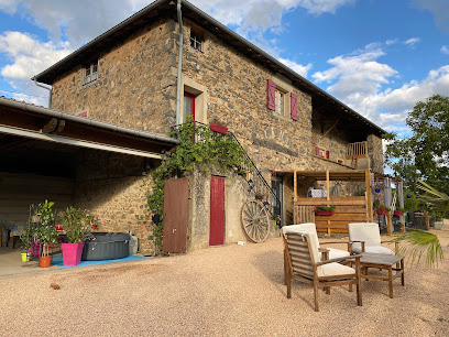 Les Pierres Bleues, Gîte à Jullié