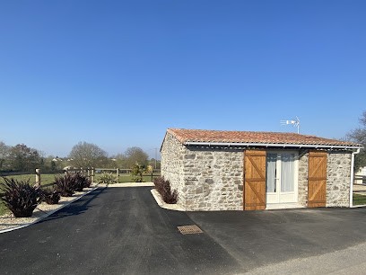 Gîte Du Bois Brillant, Gîte à Couffé