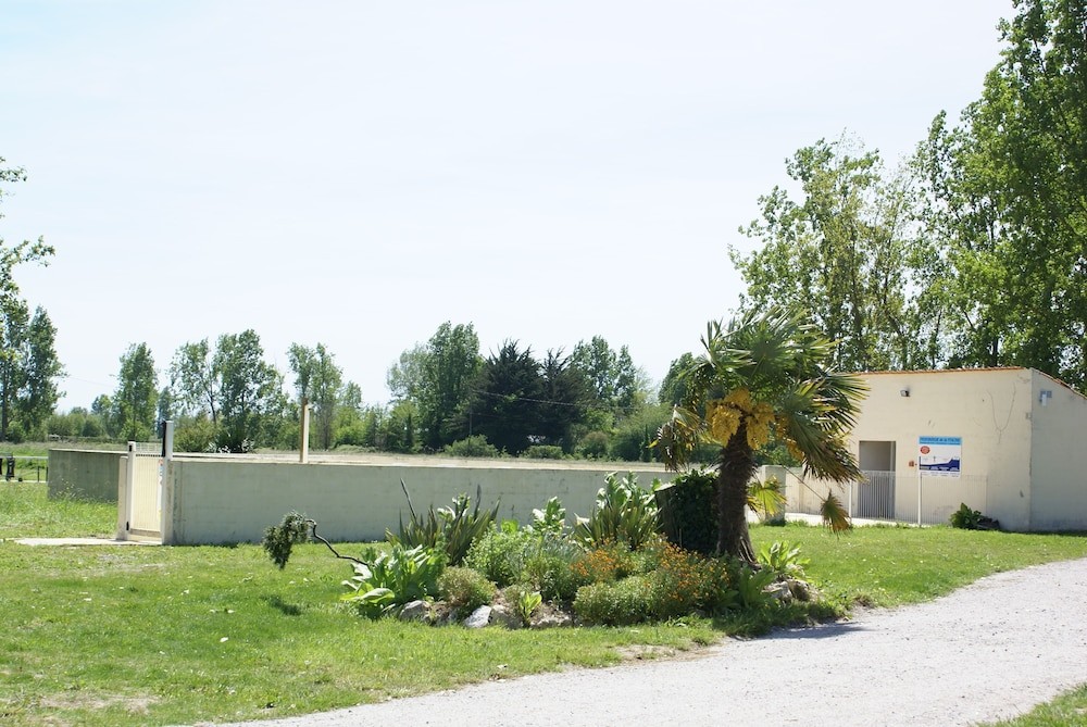 Les Gîtes De Montmartre, Gîte au Perrier