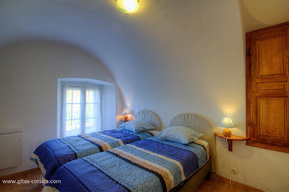 À L'ombre Du Citronnier - Gîtes De France, Gîte à Occhiatana