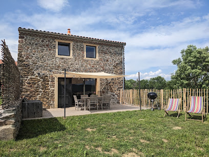 Gites En Auvergne - Le Hameau Des Volcans, Gîte à Saint-Just-près-Brioude