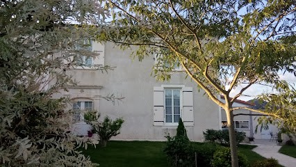 Gite Rural Le Marronnier D'Armandine, Gîte à Essouvert