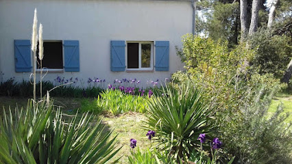 Domaine De Dougados 1481 - Gîtes De France, Gîte à Sainte-Eulalie