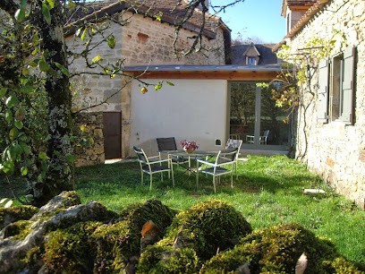 Mois de Marie, Gîte à Issepts