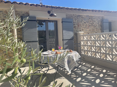 Les Mazets Du Pas, Gîte à Gréoux-les-Bains