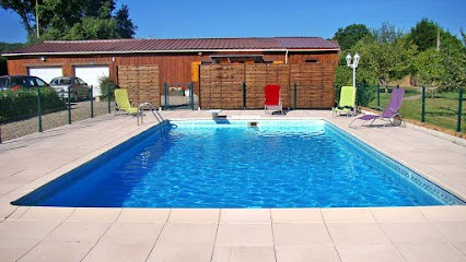 Gîte Le Fontariol : Gîte avec piscine au calme en campagne, proche Moulins et Vichy dans l'Allier en Auvergne-Rhône-Apes, Gîte au Theil