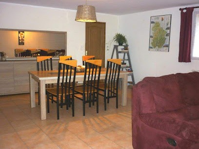 Vache Willy, Gîte à Picarreau