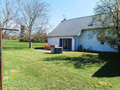 La Vigne Rousse - Gîtes De France, Gîte à Azy