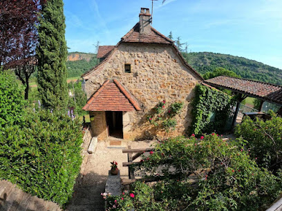 Gîte Du Mas De Cornus, Gîte à Cénevières