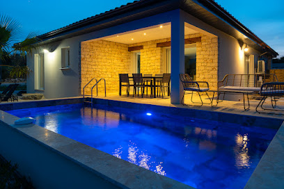 Spa & Stay Goudargues, Gîte à Goudargues