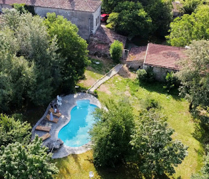The Old Farmhouse Of Goth, Gîte à Sérignac