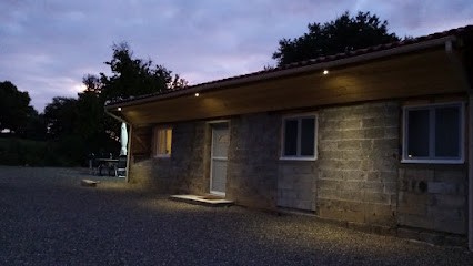 Gîte Pujos, Gîte à Corneillan