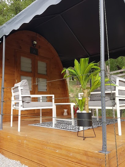 La Chouette Roulotte, Gîte à Flaviac