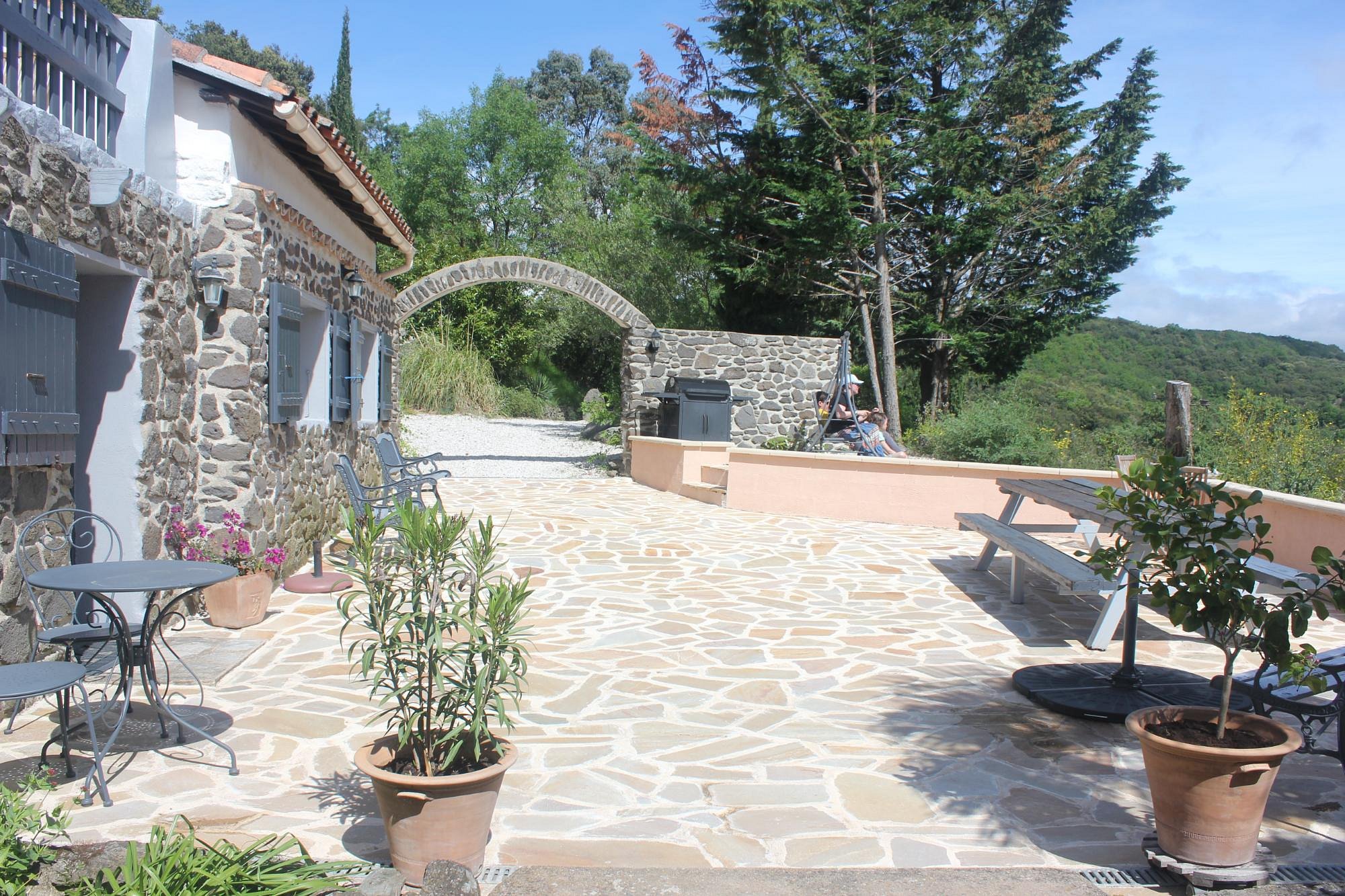 Les Vignals, Gîte à Pézènes-les-Mines