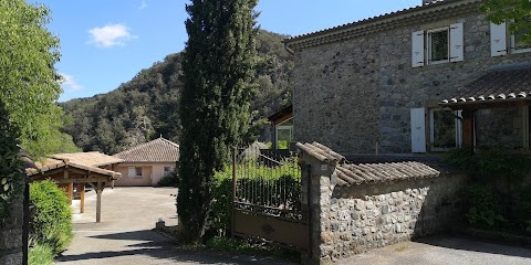 Les Gîtes De Neyrac-les-Bains, Gîte à Meyras